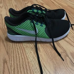 Nike shoes youth 7 fit more like a 71/2 or 8